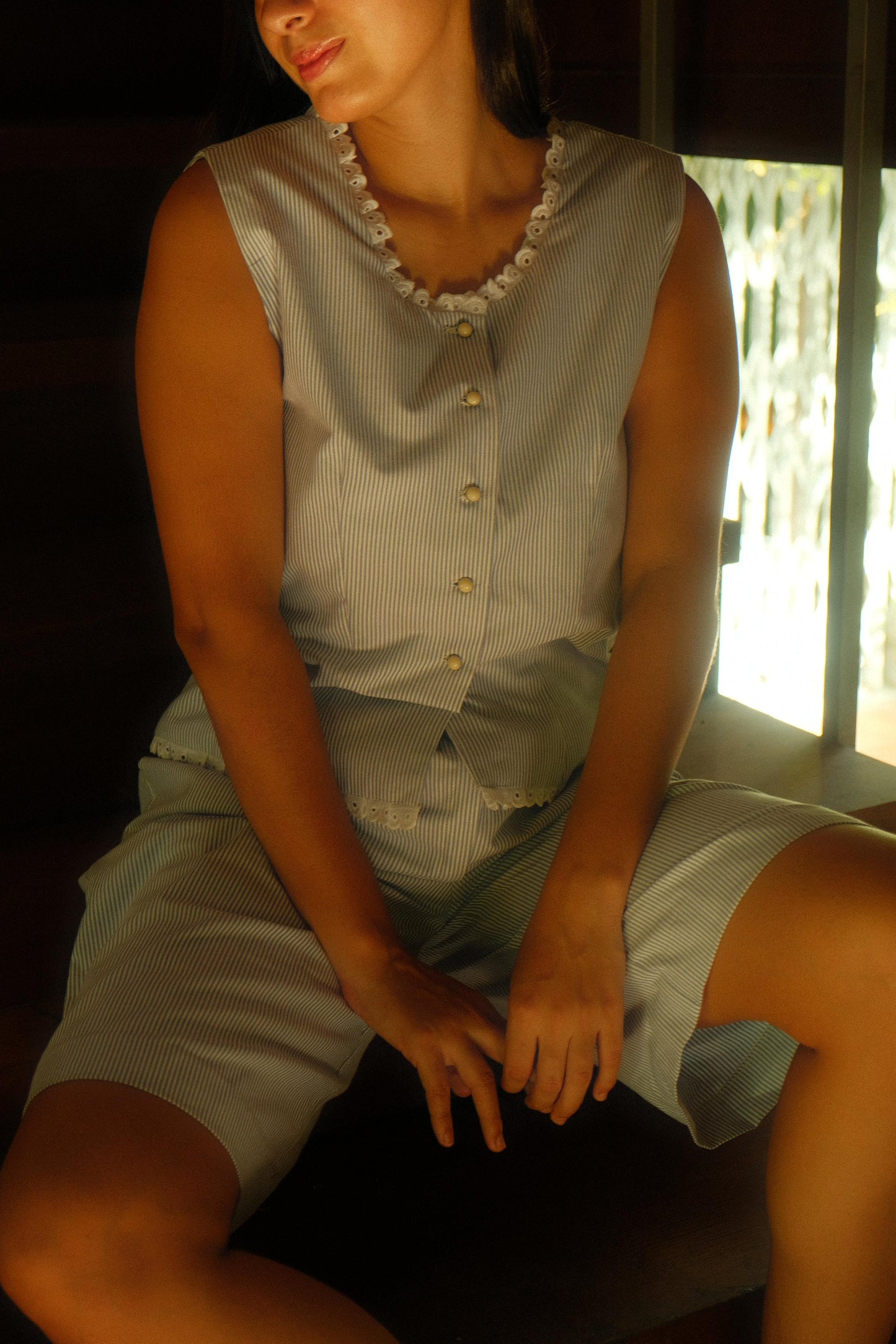 LIZA VEST
